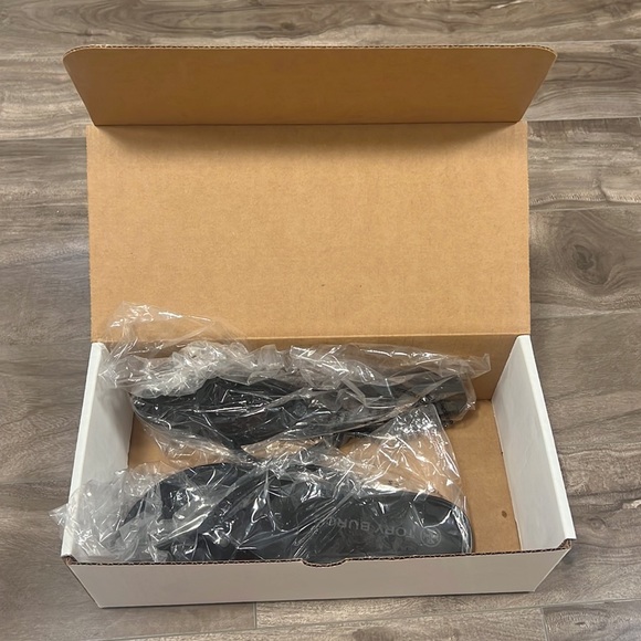 🔥🔥TORY BURCH Studded Jelly Flip Flop - Picture 14 of 17